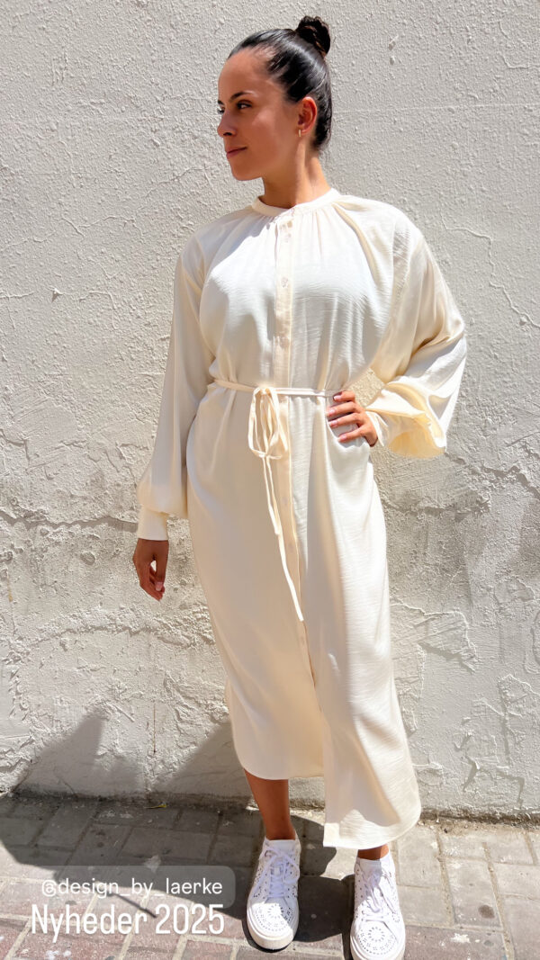 Helene Beige Kjole